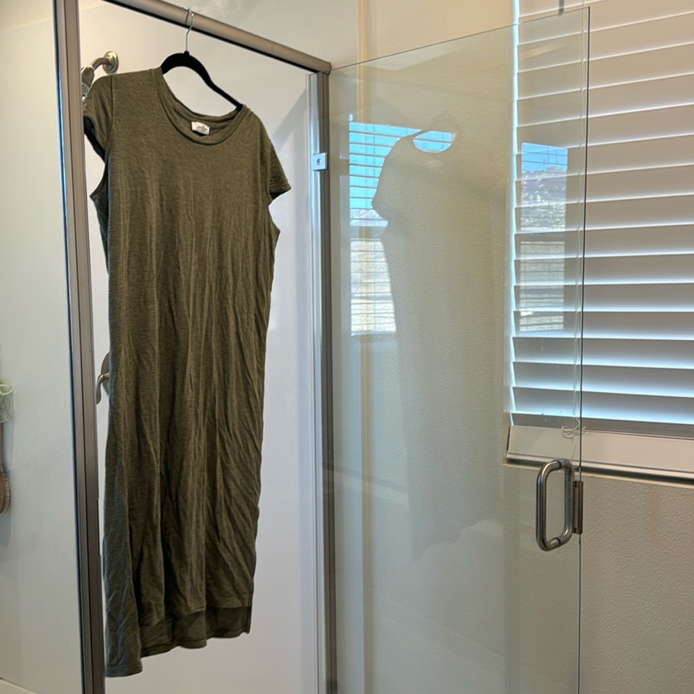 Jessica Simpson extra large olive T-shirt dress